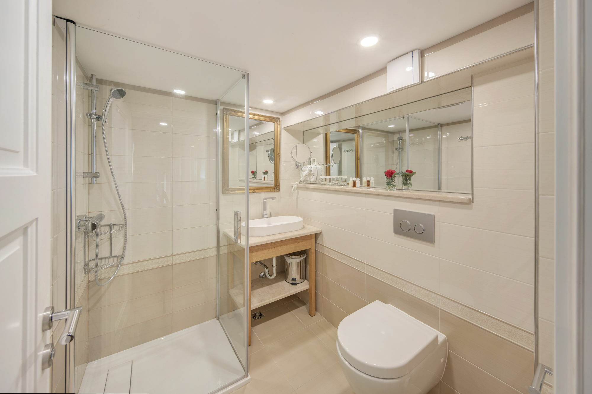 Deluxe Suites More ดูบรอฟนิก ภายนอก รูปภาพ